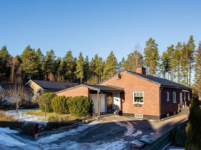 4 rok · 113 m² · Skogsslingan 17