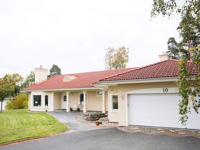 7 rok · 178 m² · Hejderidareslingan 10