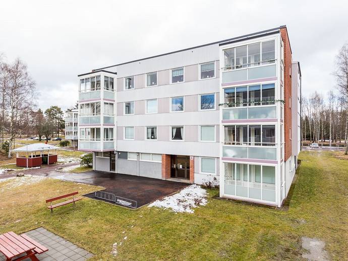 3 rok · 80 m² · Hagagatan 24 B