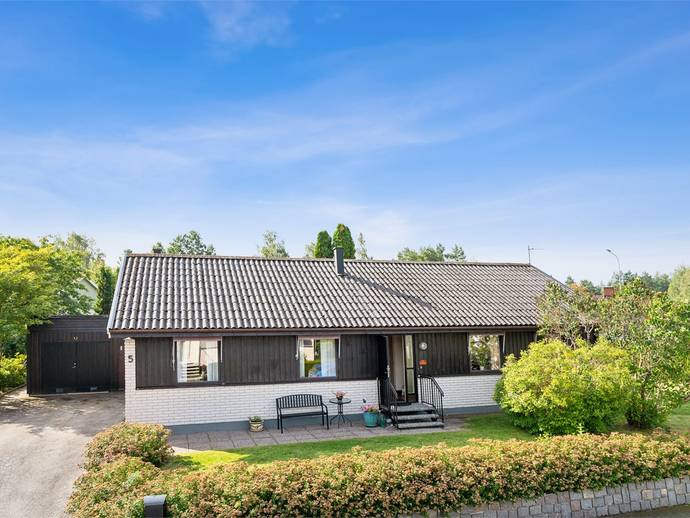 5 rok · 106 m² · Dunderbacksvägen 5
