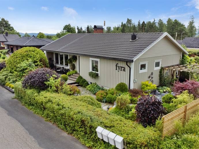 6 rok · 106 m² · Häggvägen 4