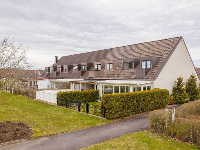 4 rok · 123 m² · Bronsåldersgatan 44