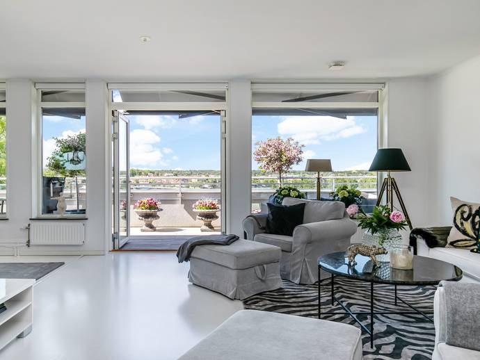 3 rok · 107 m² · Frejastråket 9