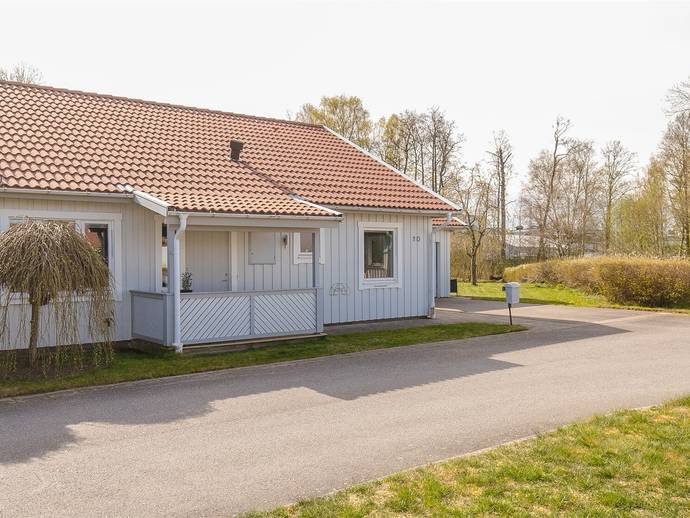 4 rok · 97,5 m² · Laxvägen 10