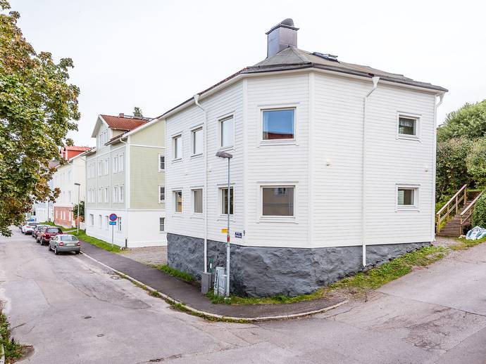 8 rok · 210 m² · Södermalmsgatan 9