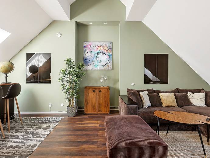 5 rok · 155 m² · Kolonilottsvägen 3