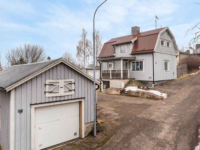 3 rok · 90 m² · Lisatået 10
