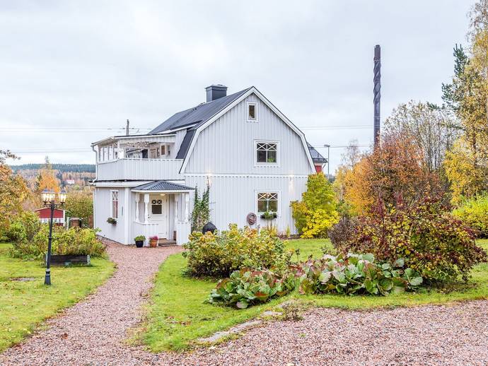 4 rok · 153 m² · Kvartsvägen 2