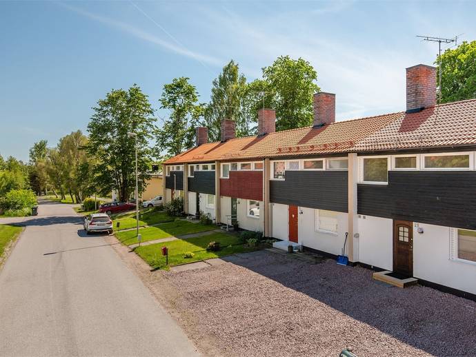 4 rok · 93 m² · Victor Folins väg 21
