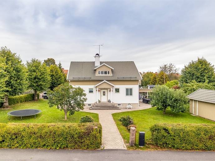 6 rok · 152 m² · Marnäsgatan 17