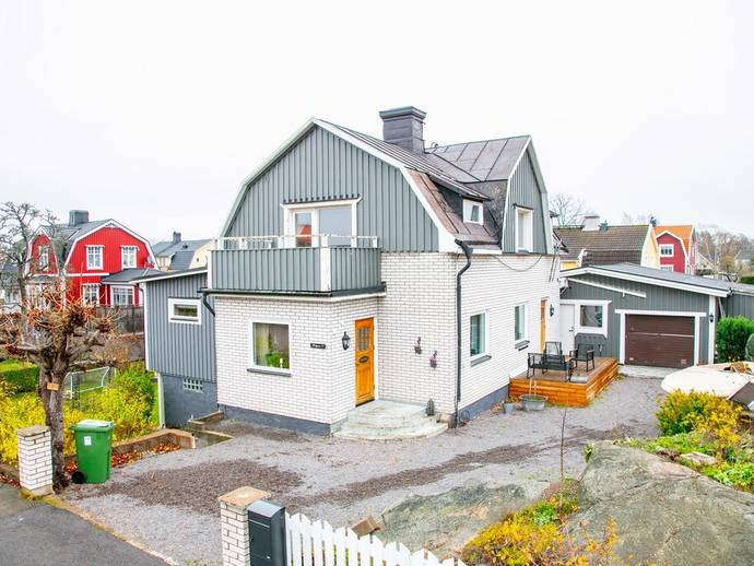6 rok · 140 m² · Dockgatan 11