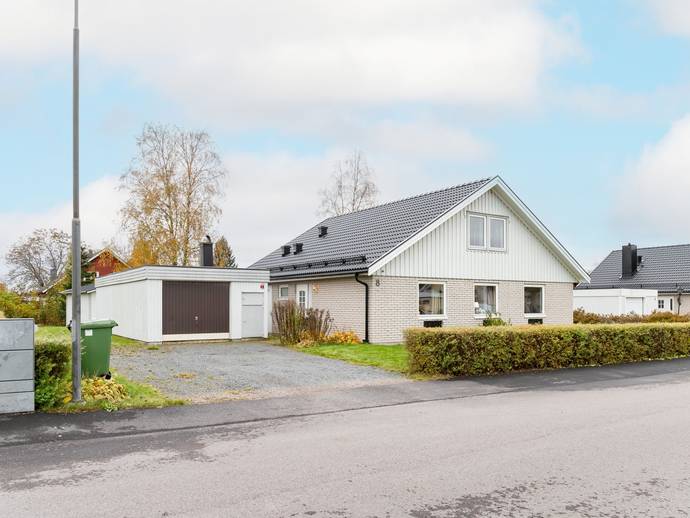7 rok · 164 m² · Lodjursvägen 8
