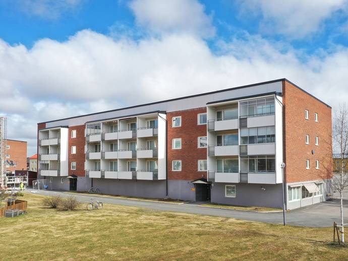 1 rok · 42 m² · Ringvägen 25D