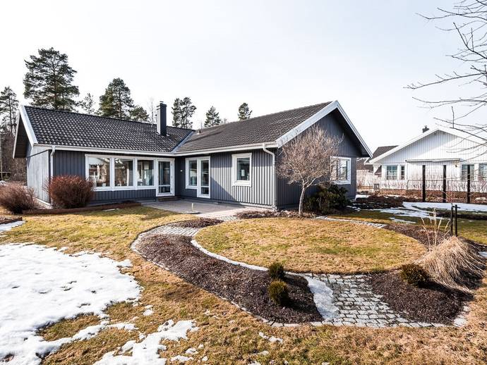 7 rok · 156 m² · Klövervägen 2