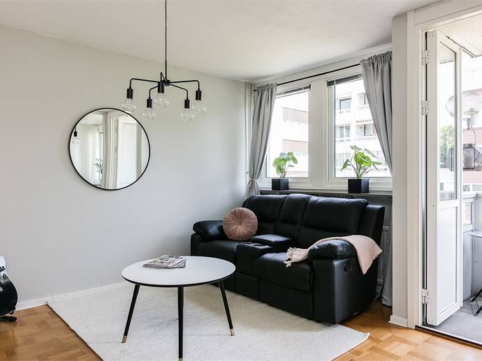 1 rok · 44,5 m² · Dalbovägen 7C