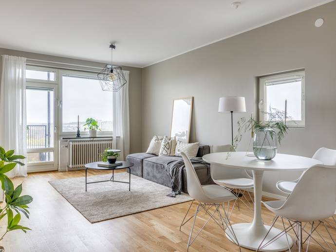 2 rok · 58 m² · Vittangigatan 1 (Våning 7,5)