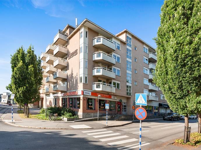 2 rok · 55,5 m² · Bergavägen 8j