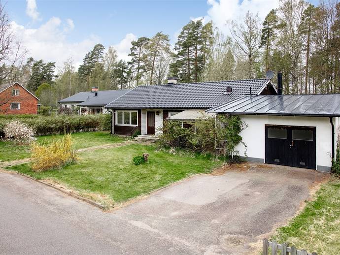 4 rok · 120 m² · Furuvägen 12