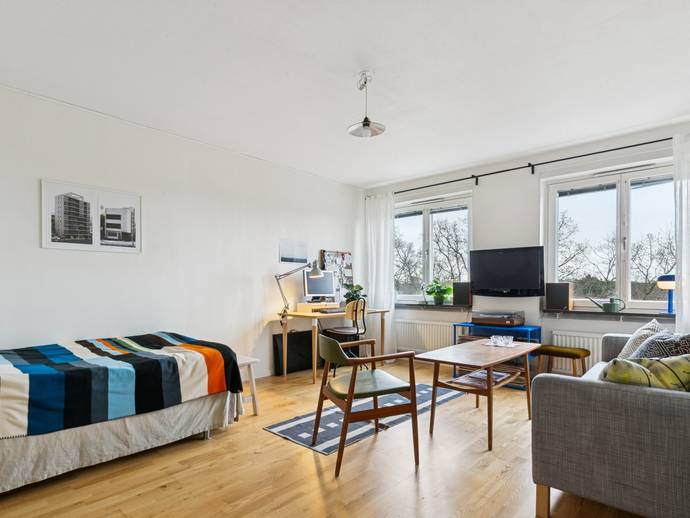 1 rok · 42 m² · Sköndalsvägen 126, 5tr