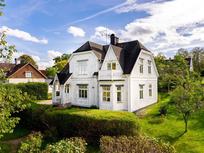 7 rok · 157 m² · Sjösåsvägen 30