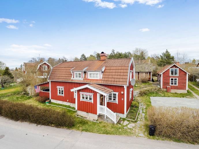 5 rok · 120 m² · Hällbyvägen 15