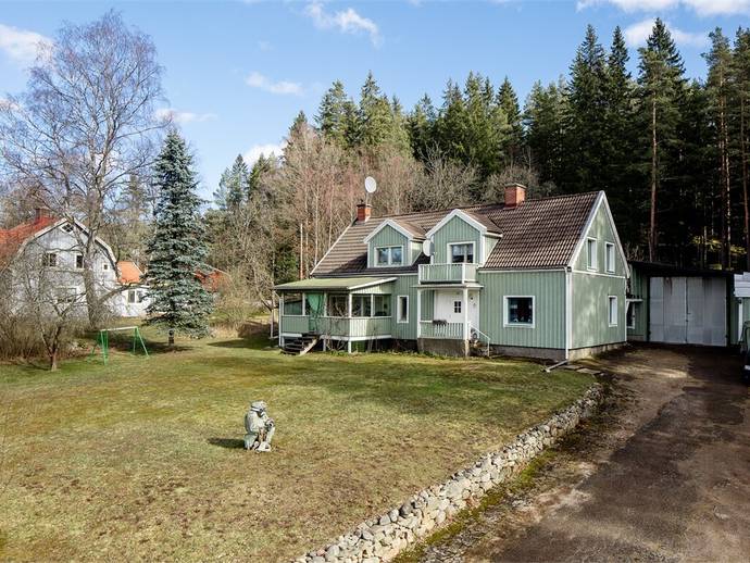 7 rok · 221 m² · Östra Järnvägsgatan 25