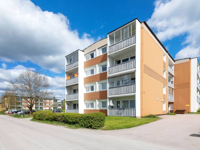 2 rok · 66 m² · Härvstavägen 5A
