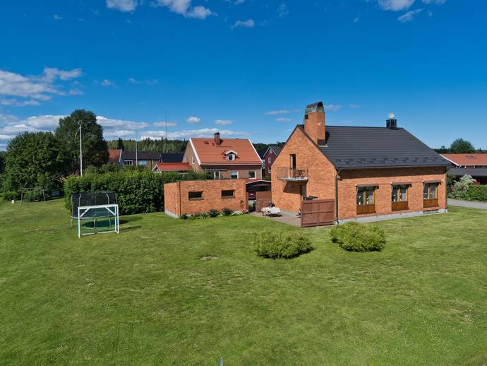 160 m² · Brandells väg 24