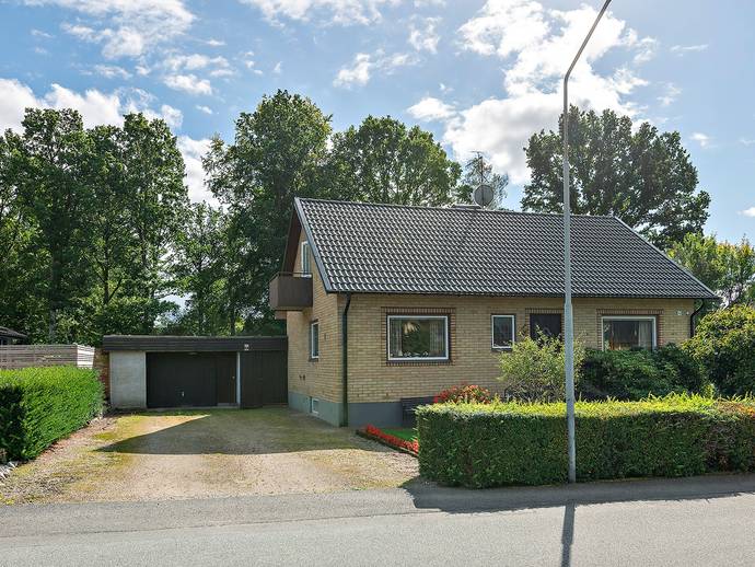 4 rok · 144 m² · Björkgatan 4