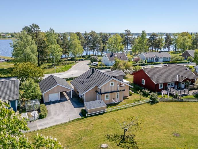 7 rok · 200 m² · Parkvägen 36B
