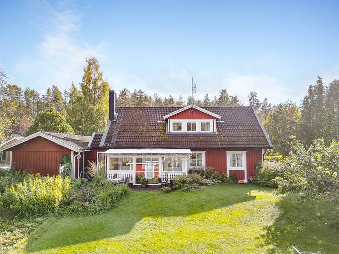 6 rok · 144 m² · Tjärdalsvägen 15