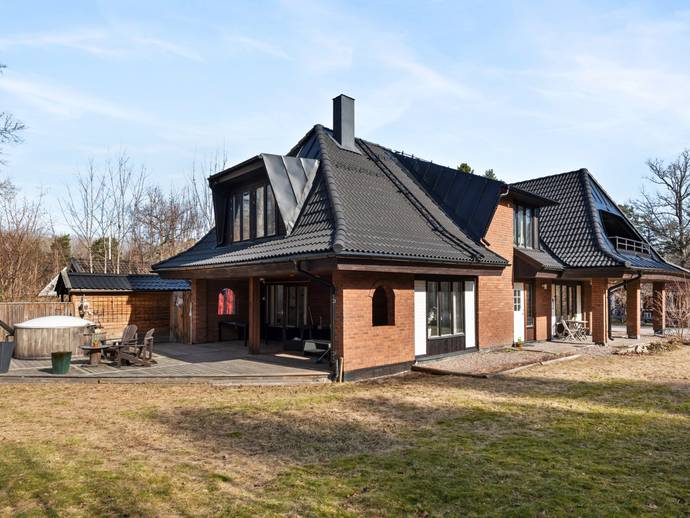 7 rok · 171 m² · Utmålsvägen 1