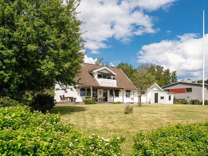 6 rok · 176 m² · Hakarpsvägen 110 B