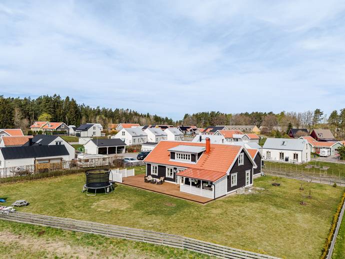 6 rok · 170 m² · Byalagsvägen 11