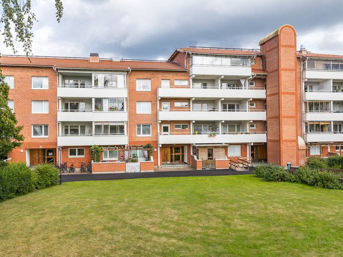 3 rok · 72 m² · Akaciastigen 13
