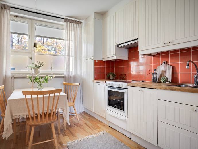 2 rok · 58 m² · Mirabellbacken 9 (Våning 2)