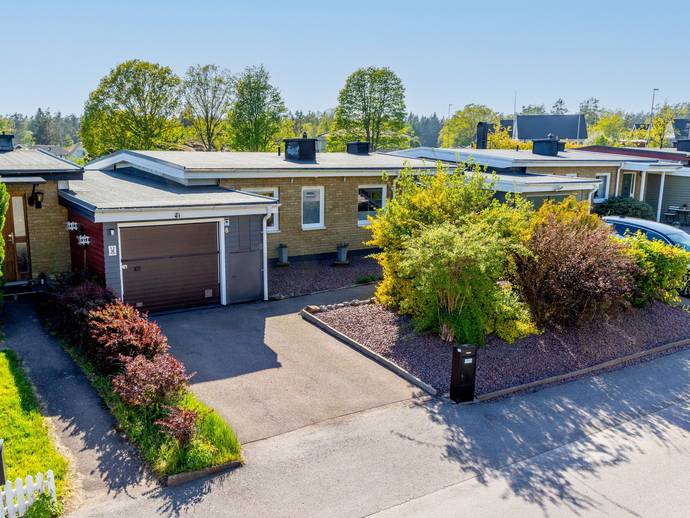 4 rok · 117 m² · Cedströms väg 8