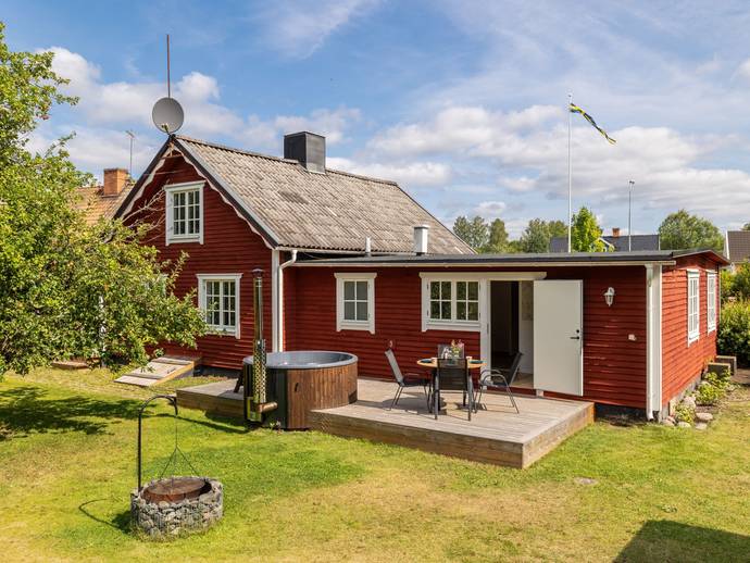 6 rok · 155 m² · Södra Emågatan 3