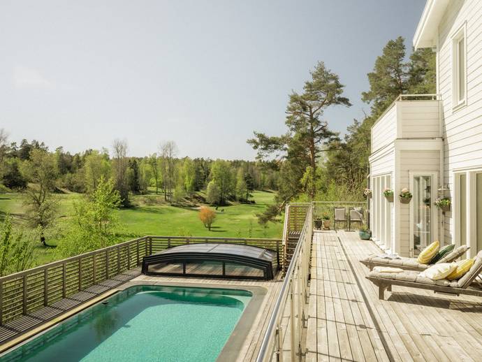 8 rok · 217 m² · Fågelviks gårdsväg 10