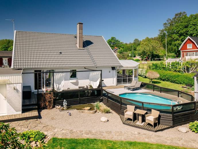 6 rok · 191 m² · Haggårdsvägen 3