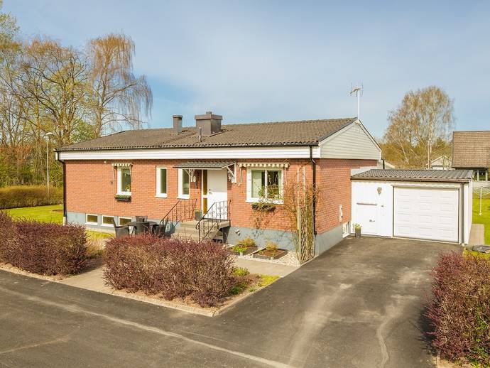 6 rok · 103 m² · Slättvägen 8