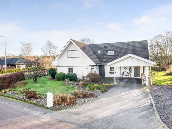 6 rok · 194 m² · Uttervägen 13