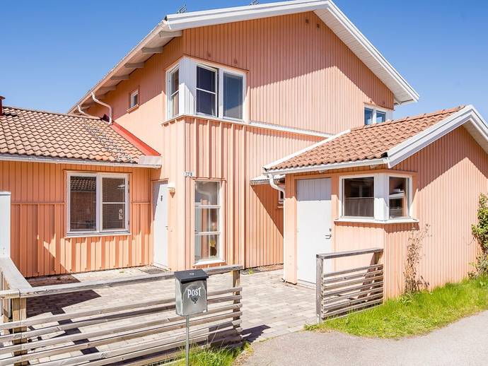 4 rok · 111 m² · Vinbärsvägen 221 B