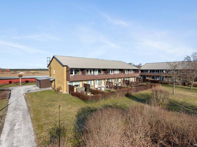 1 rok · 40 m² · Asarvegatan 6