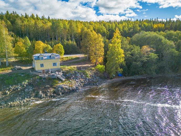 3 rok · 120 m² · Bergsviken 101