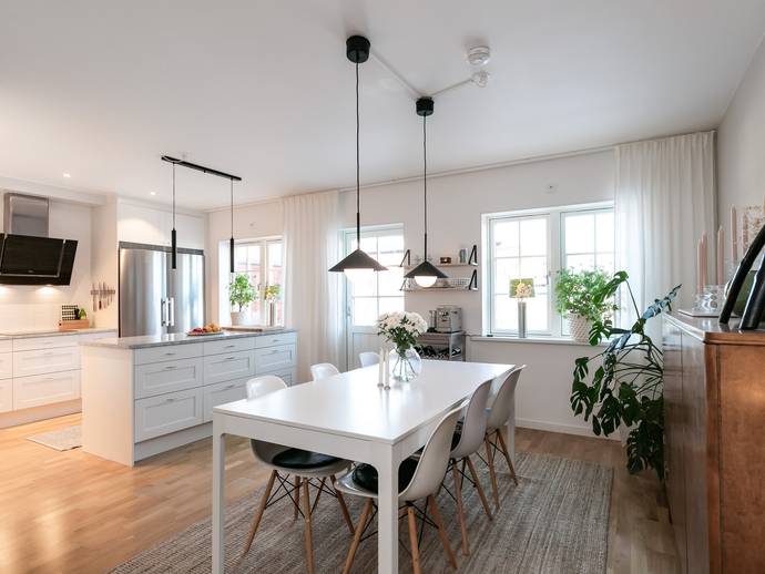 6 rok · 122 m² · Nästegårdsvägen 37B