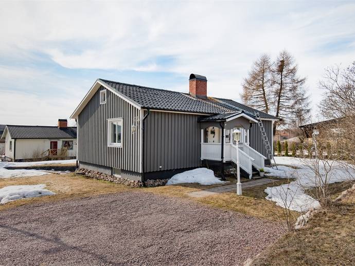 3 rok · 77 m² · Vackra vägen 19