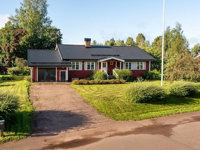 4 rok · 103 m² · Ängsvägen 9