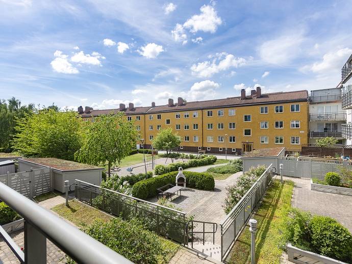 3 rok · 90 m² · Centralvägen 18, 1tr
