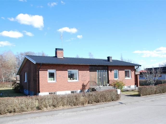 6 rok · 107 m² · Kullenvägen 1